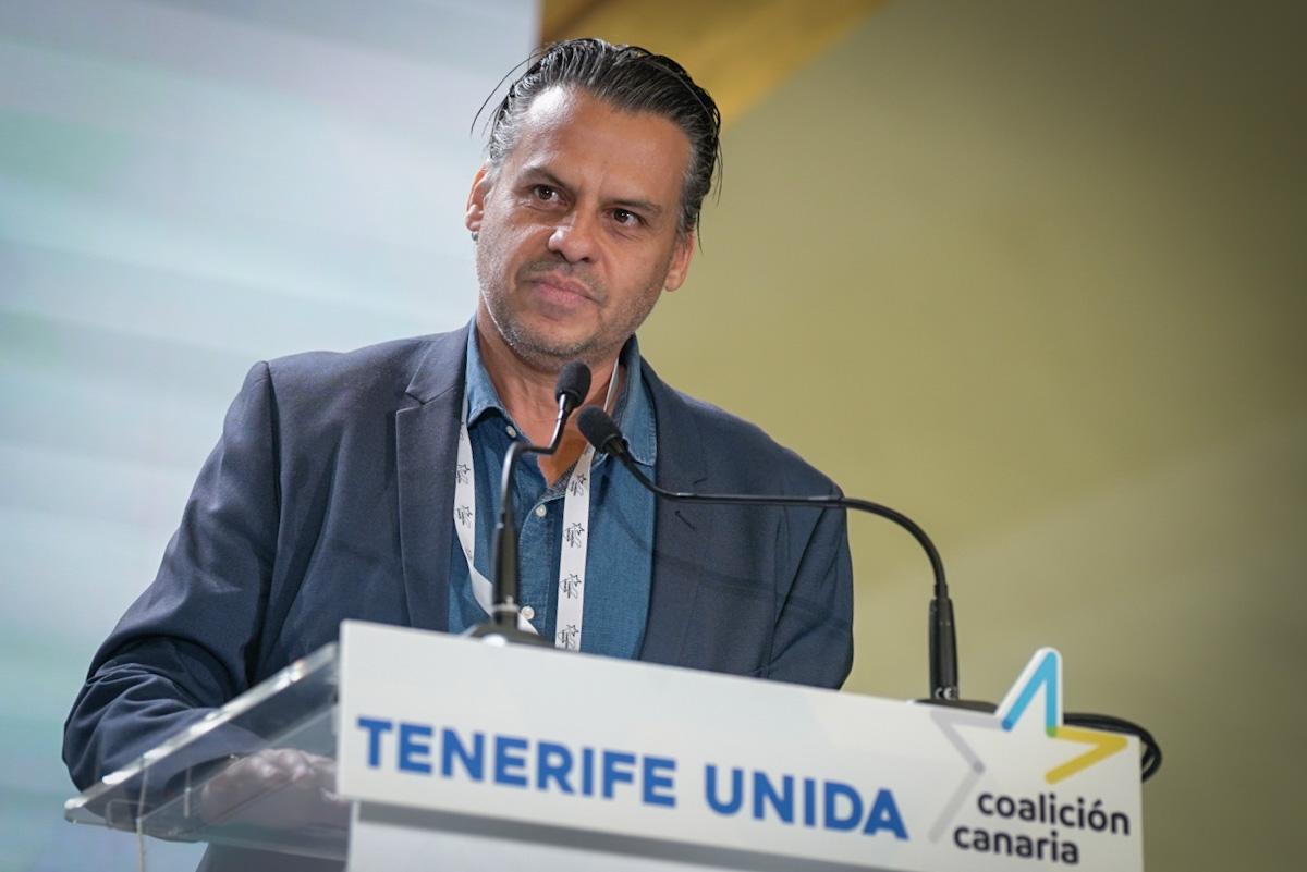 GUSTAVO PÉREZ MARTÍN